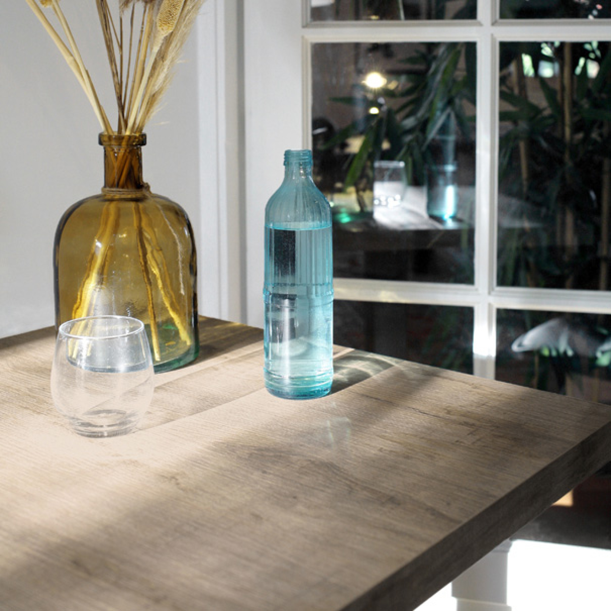 Table 70x70cm - modèle Rome bois tanin naturel