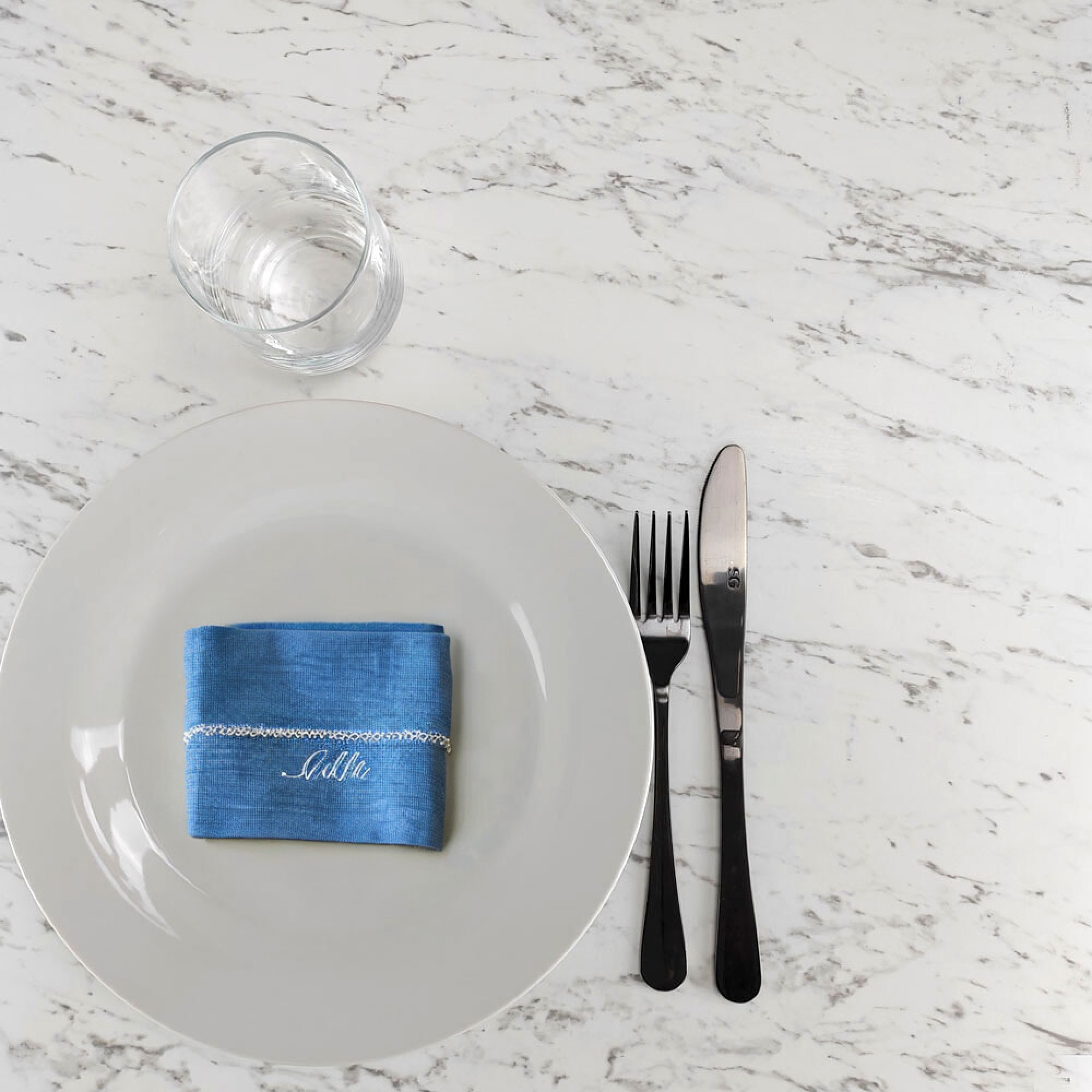 Table 70x70cm - modèle Rome marbre calacata