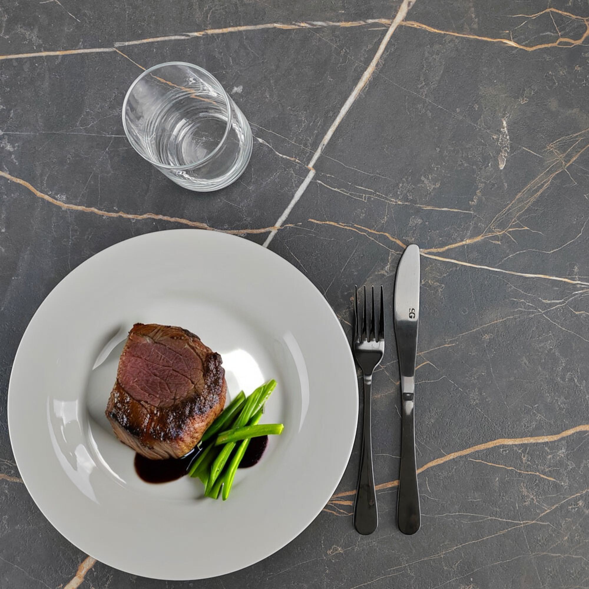 Table 70x70cm Rome bistrot marbre feu