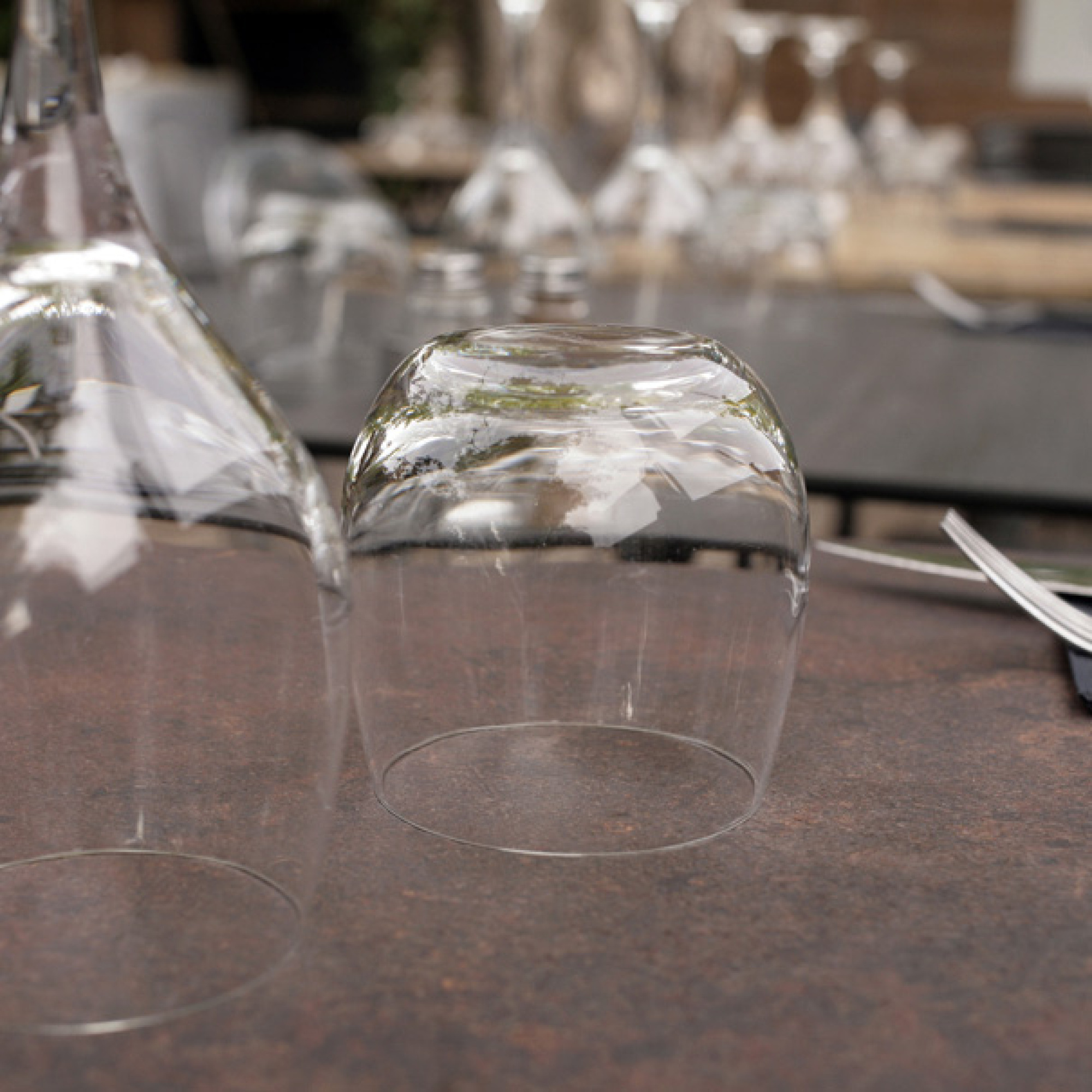 Table Ø120cm - modèle Rome rouille roc