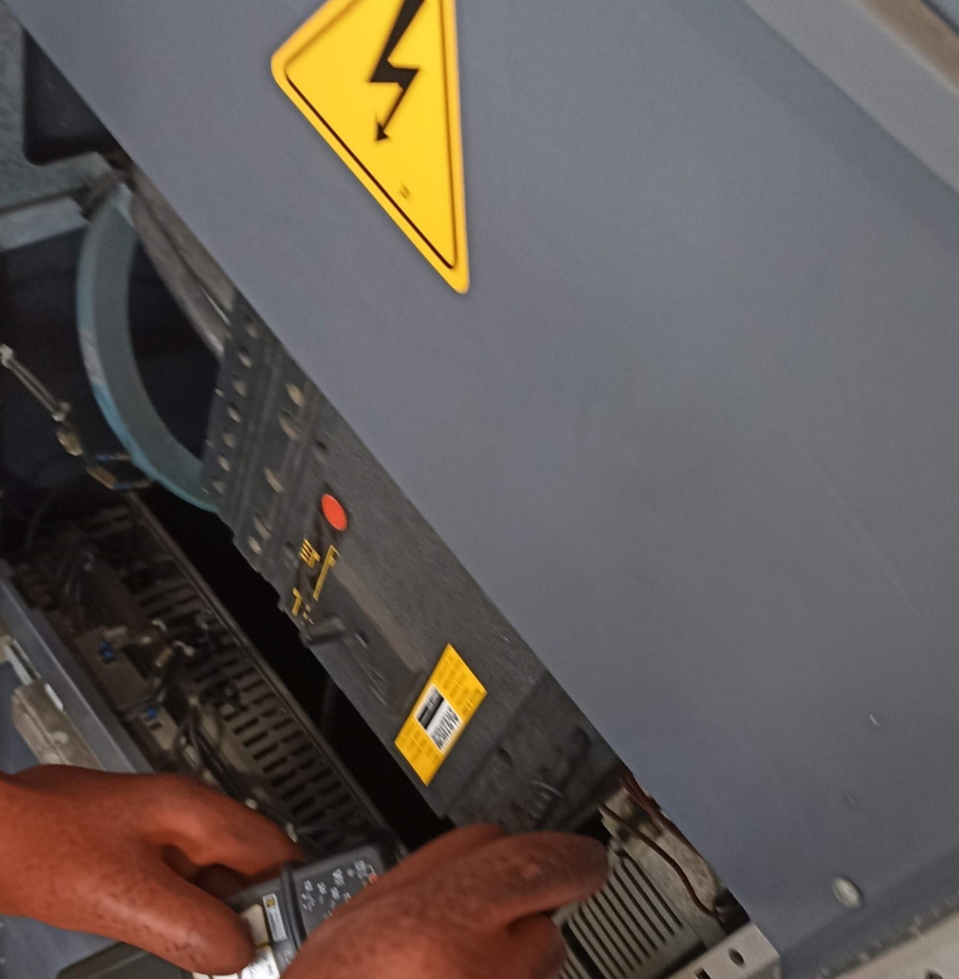 Formation HE (Habilitation Electrique) personnel électricien / non électricien
