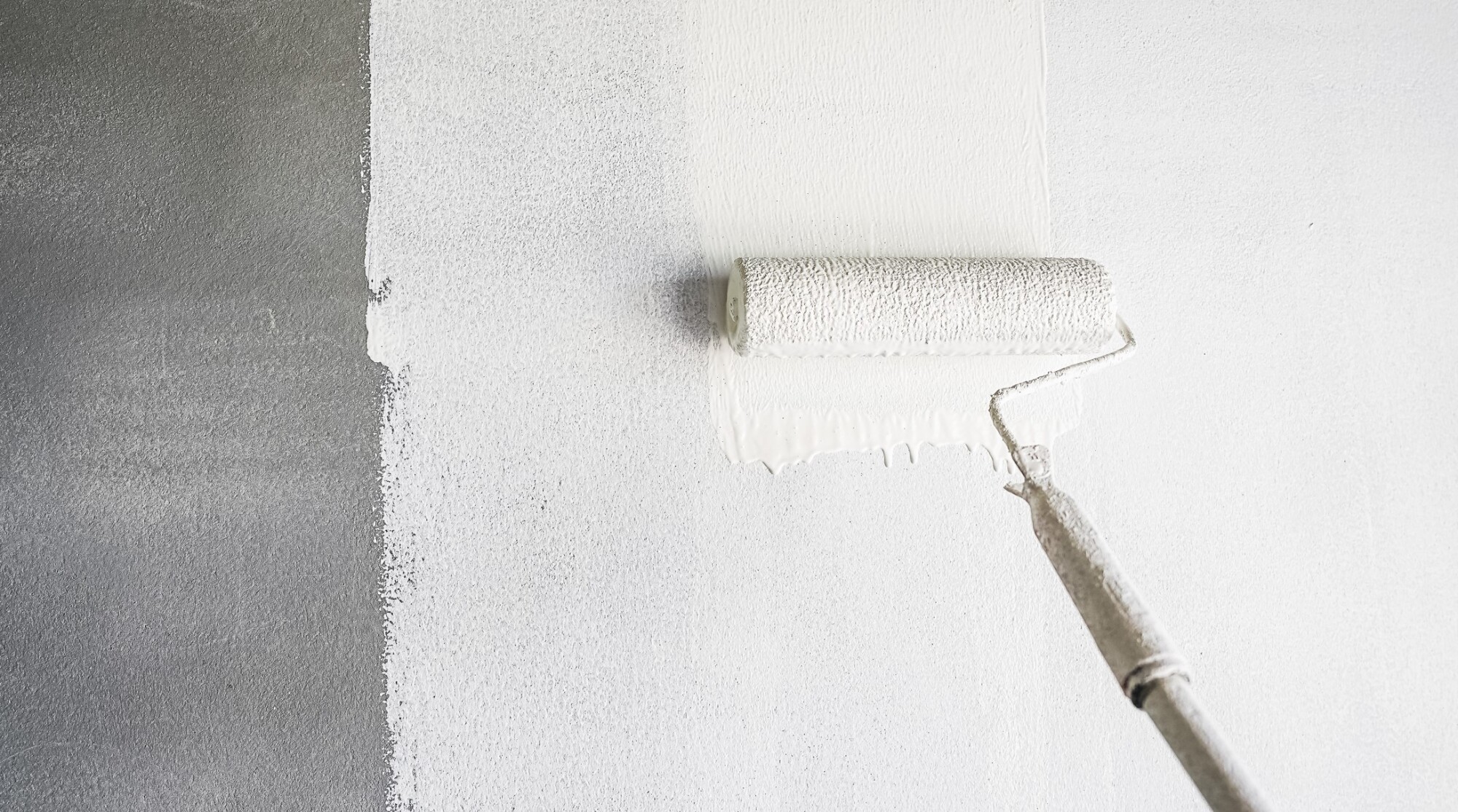 Peinture mur brut