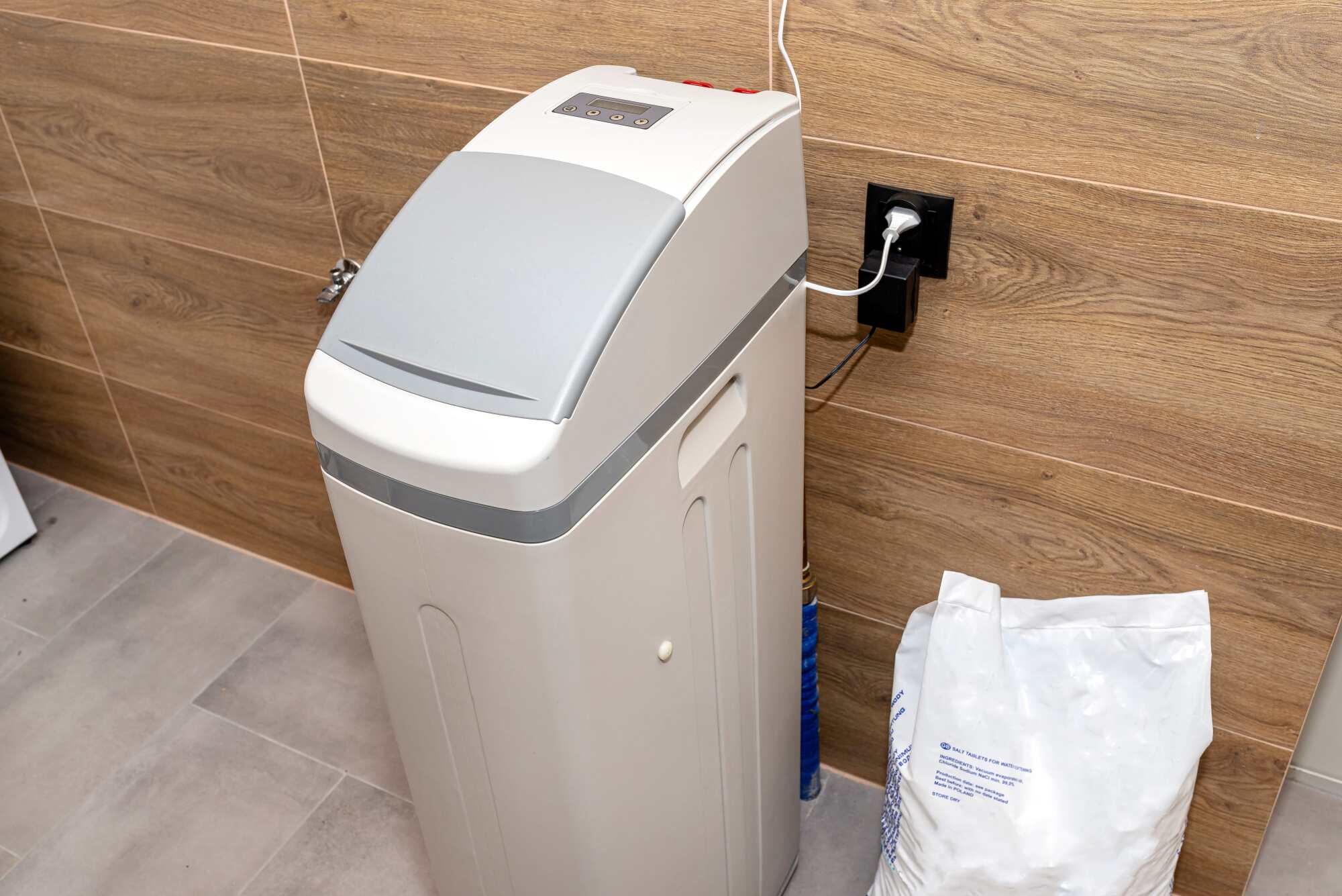 Adoucisseur d'eau compact
