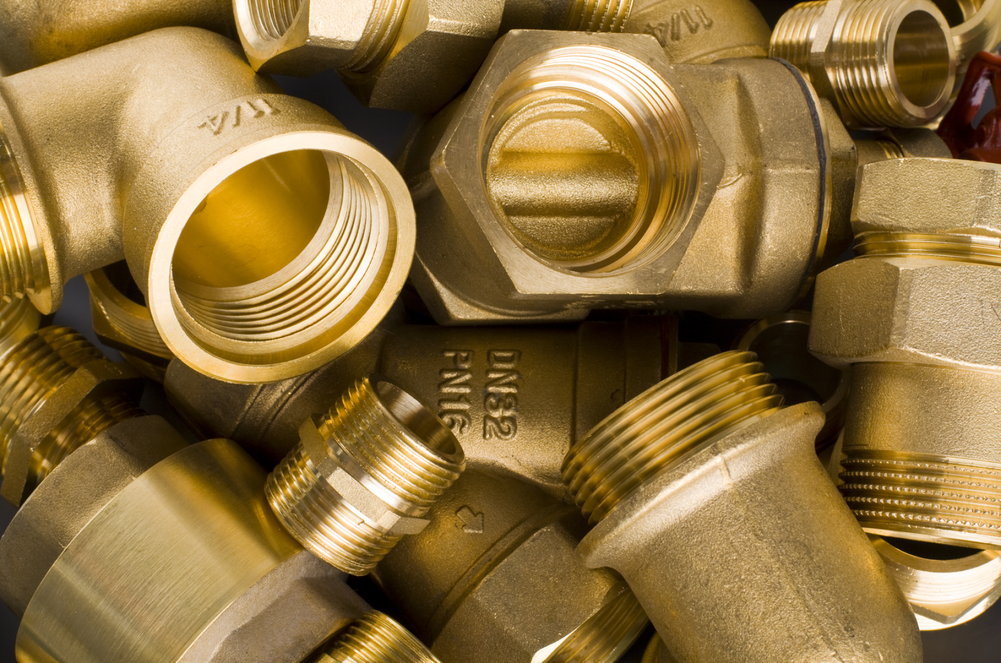 Raccords gaz en laiton