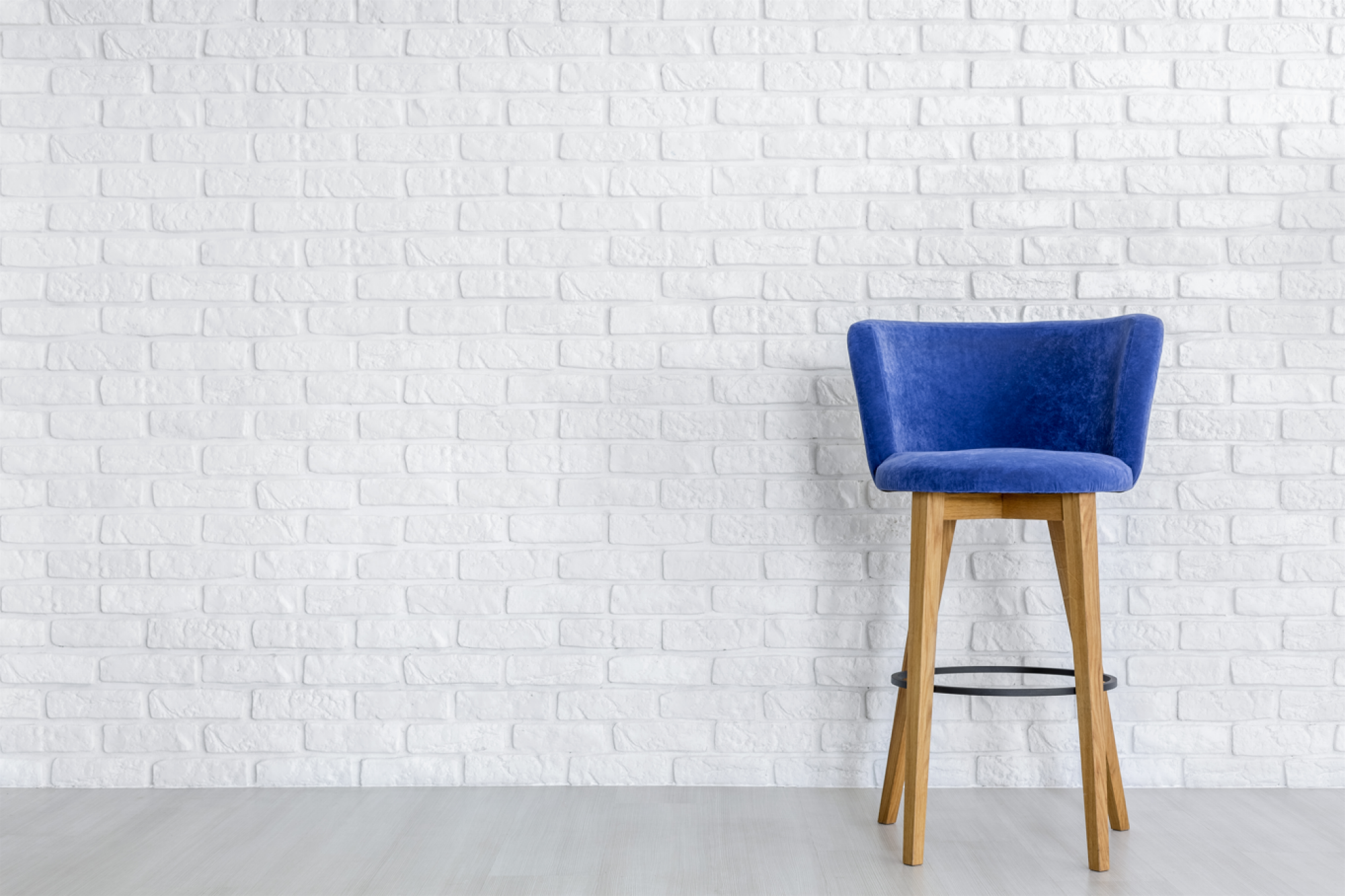 Chaise de bar rembourrée en polyester