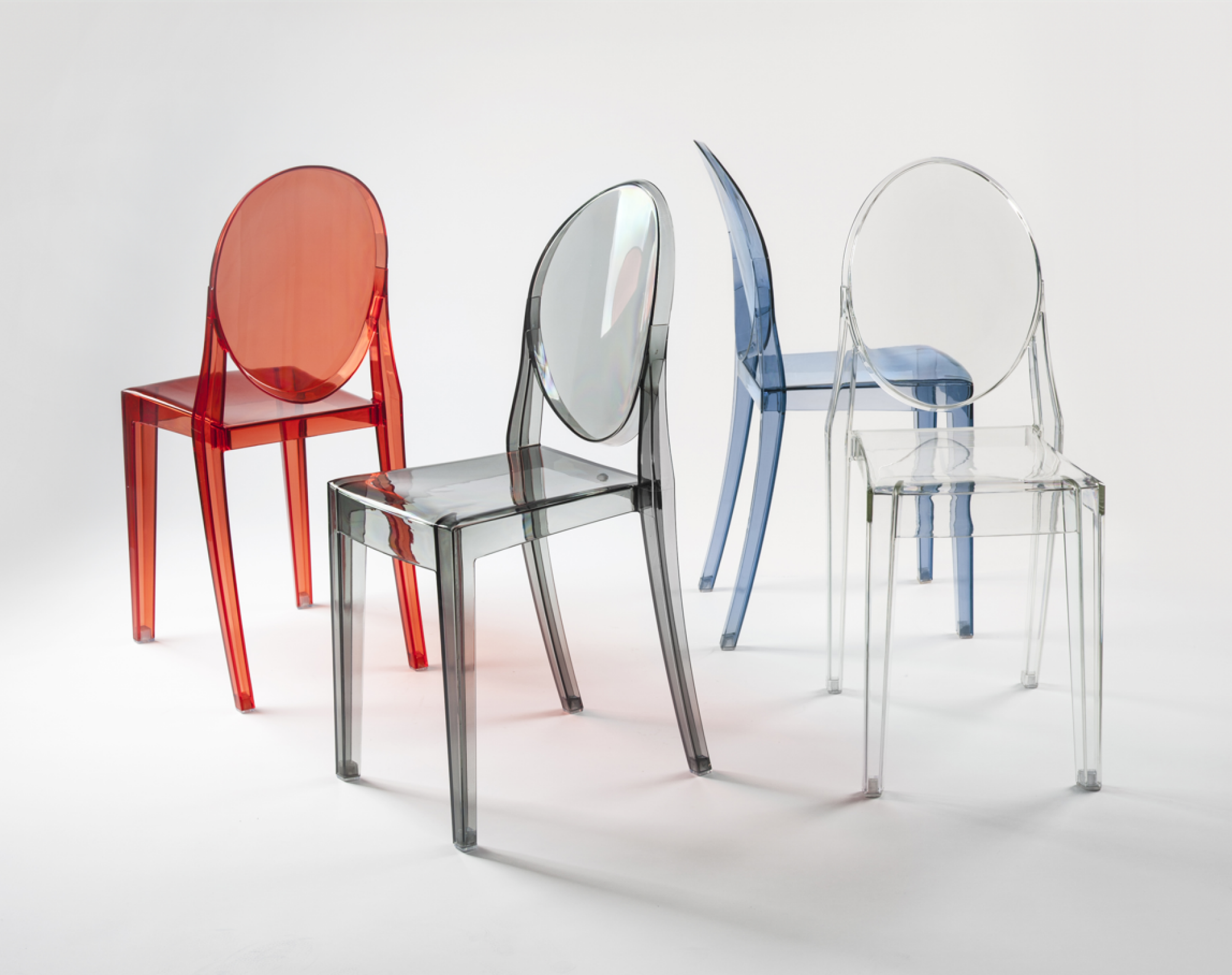 Chaise transparente en polycarbonate