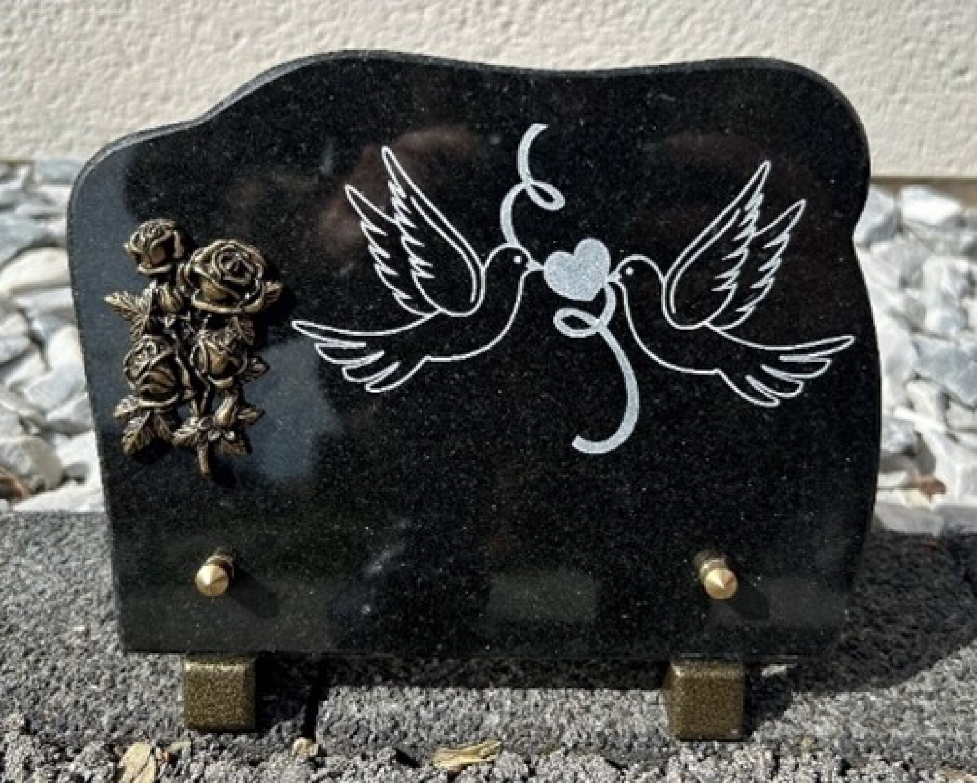Plaque