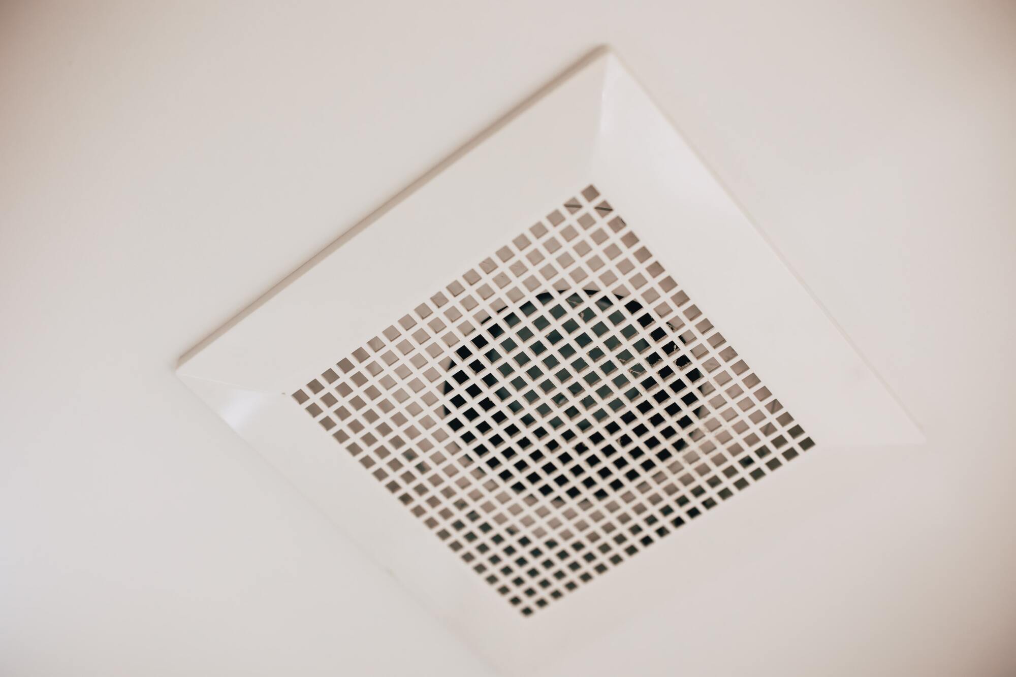 Installation de systèmes de ventilation des fumées