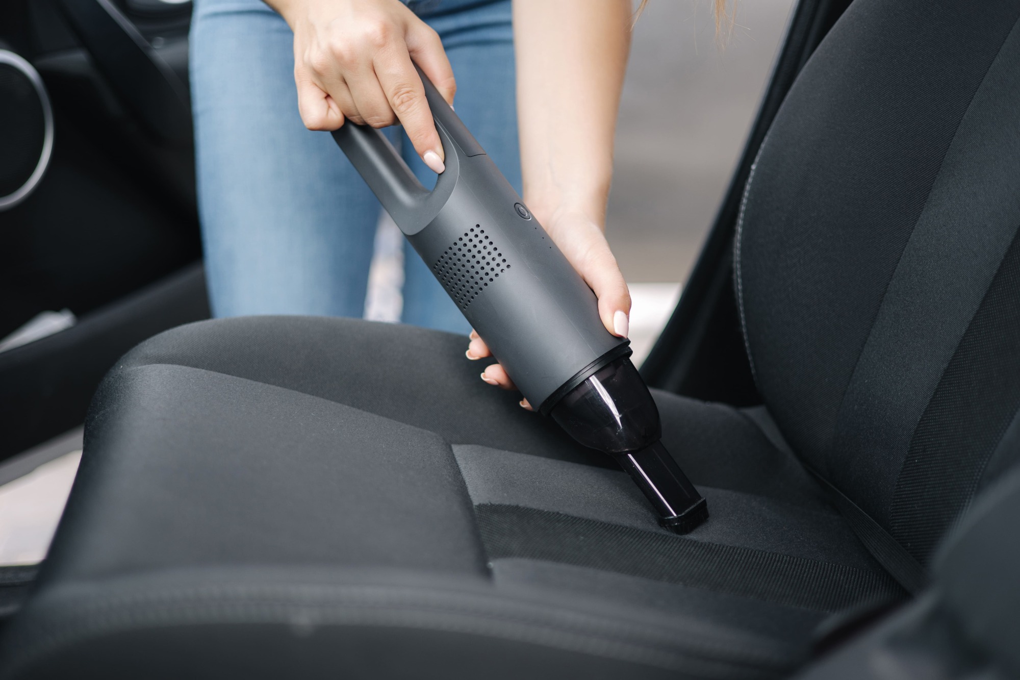 Aspirateur portable pour voiture
