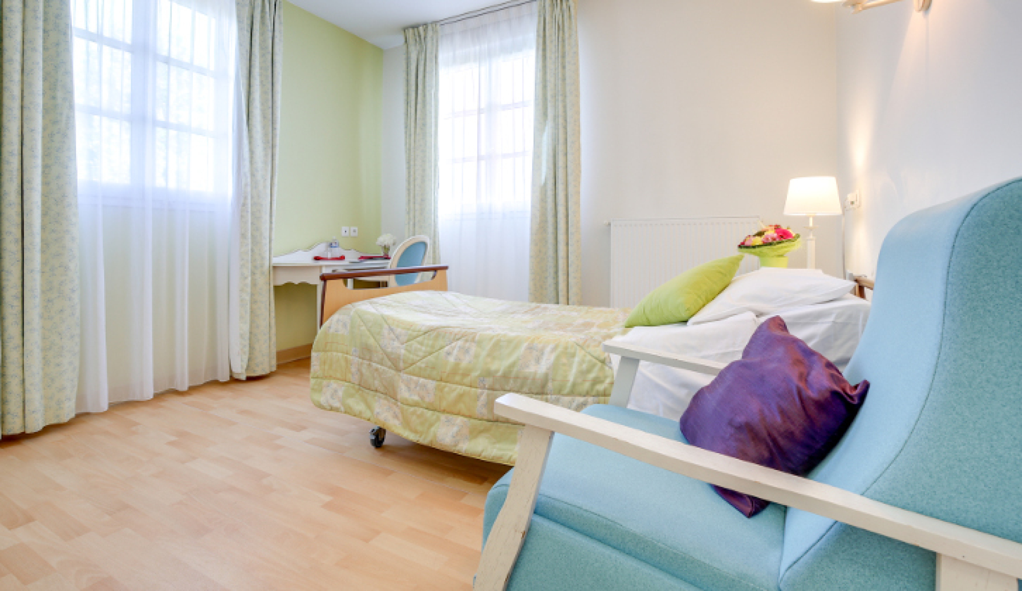 Investissement en chambre médicalisée en EHPAD au loyer de 667 € garanti net d'impôt pour la retraite complémentaire.